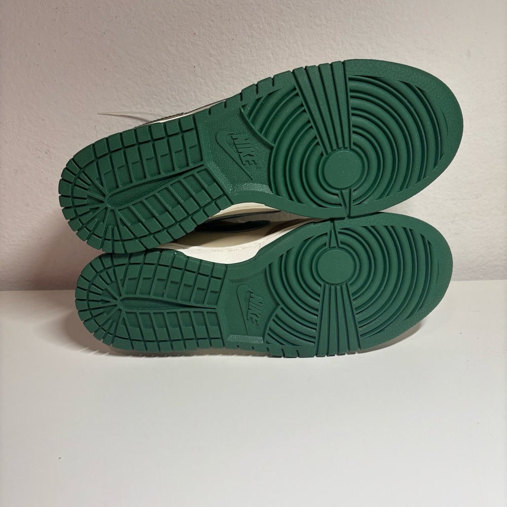 NEW NIKE Dunk Low Rattan Canyon Green Men’s Size 5 - Picture 6 of 6